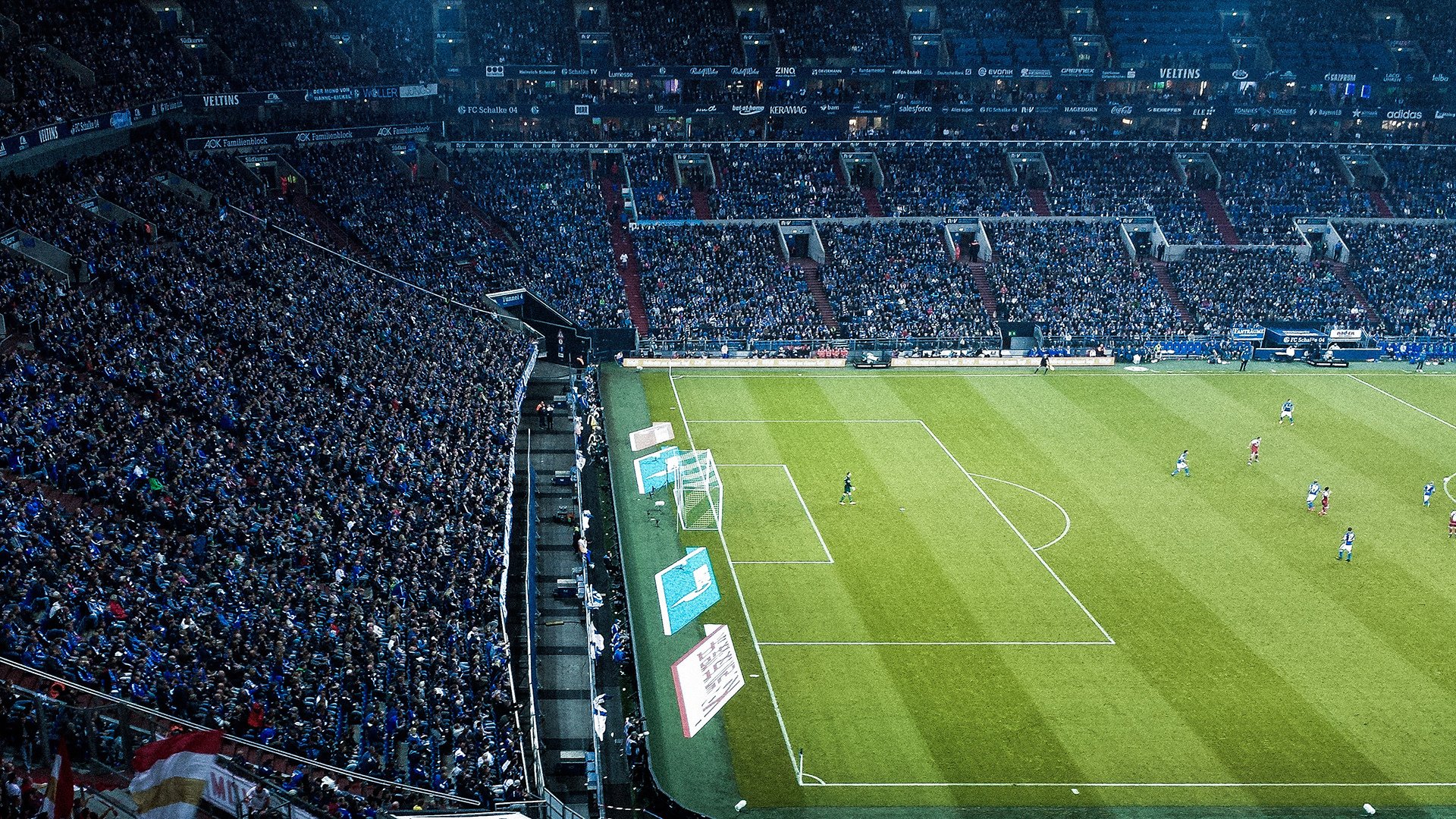 开云体育入口-C罗新赛季表现稳定仍为球队核心人物，c罗新造型